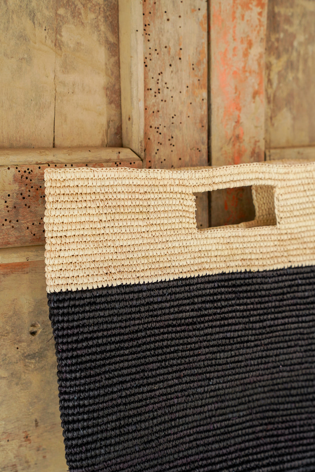 White&BlackToquilla Straw Bag