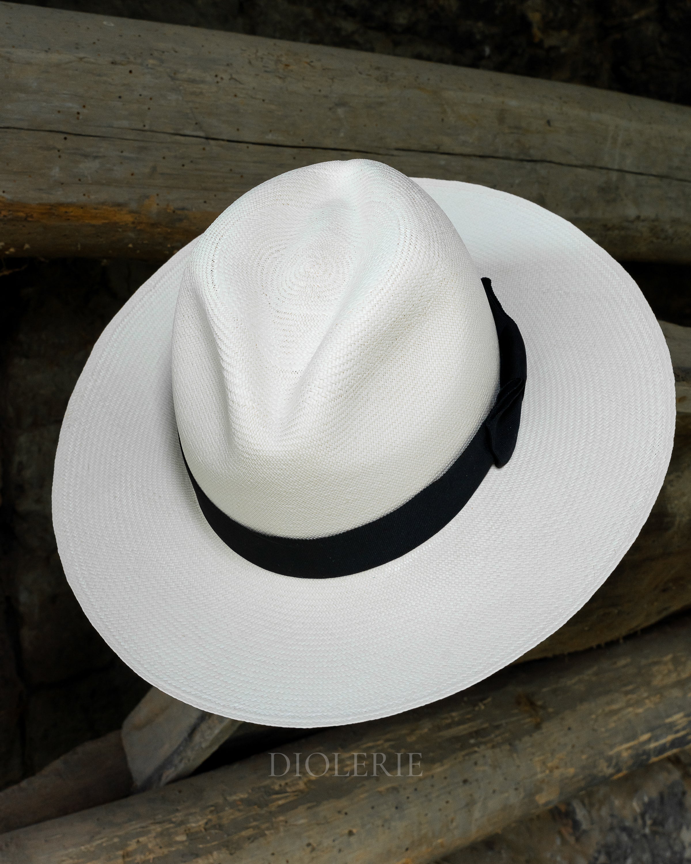 Superfine Classic White Panama Hat -  Montecristi Quality