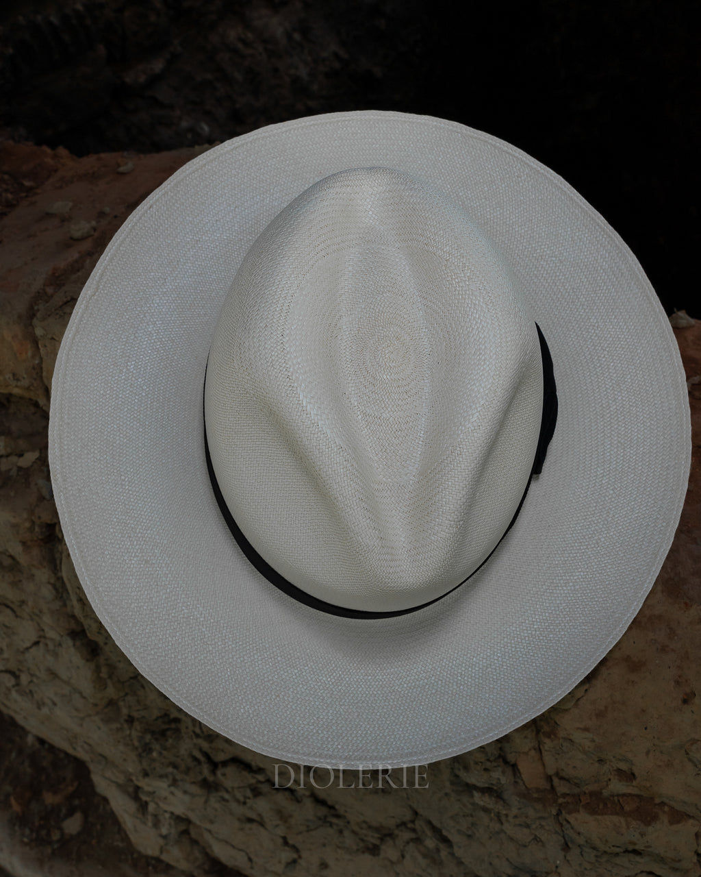 Superfine Classic White Panama Hat -  Montecristi Quality